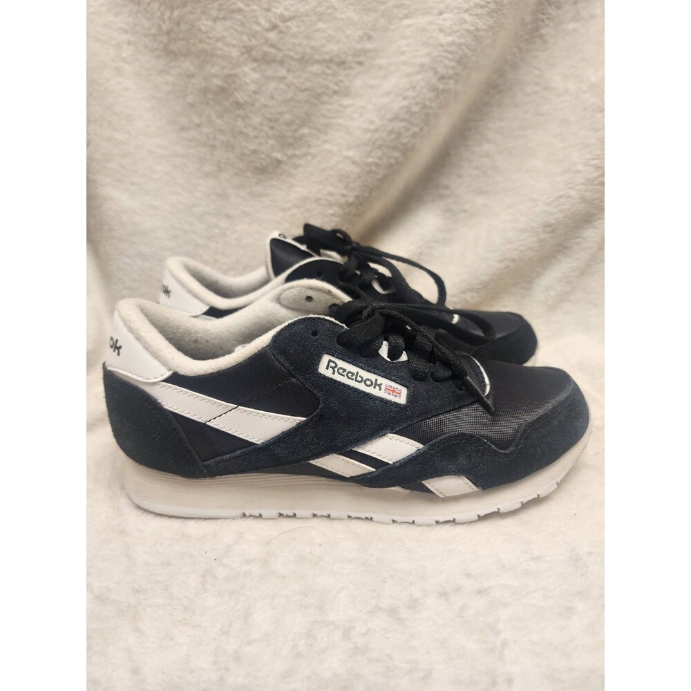 Reebok Classic Nylon Black White Sneakers Womens 6.5 Retro Running Shoes